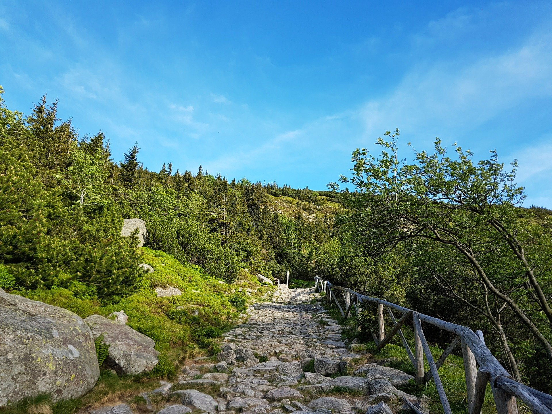 Jaro v Krkonoších - kam vyrazit?