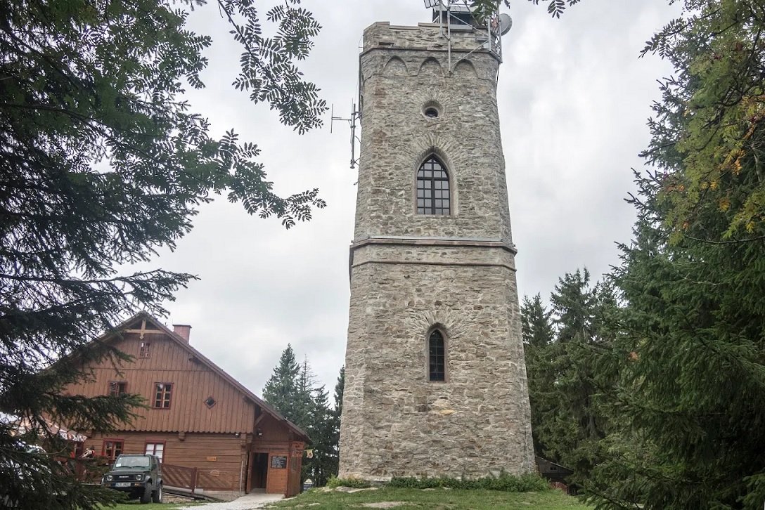 Rozhledna Žalý - ideální pro nádherný výlet - kousek od apartmánů